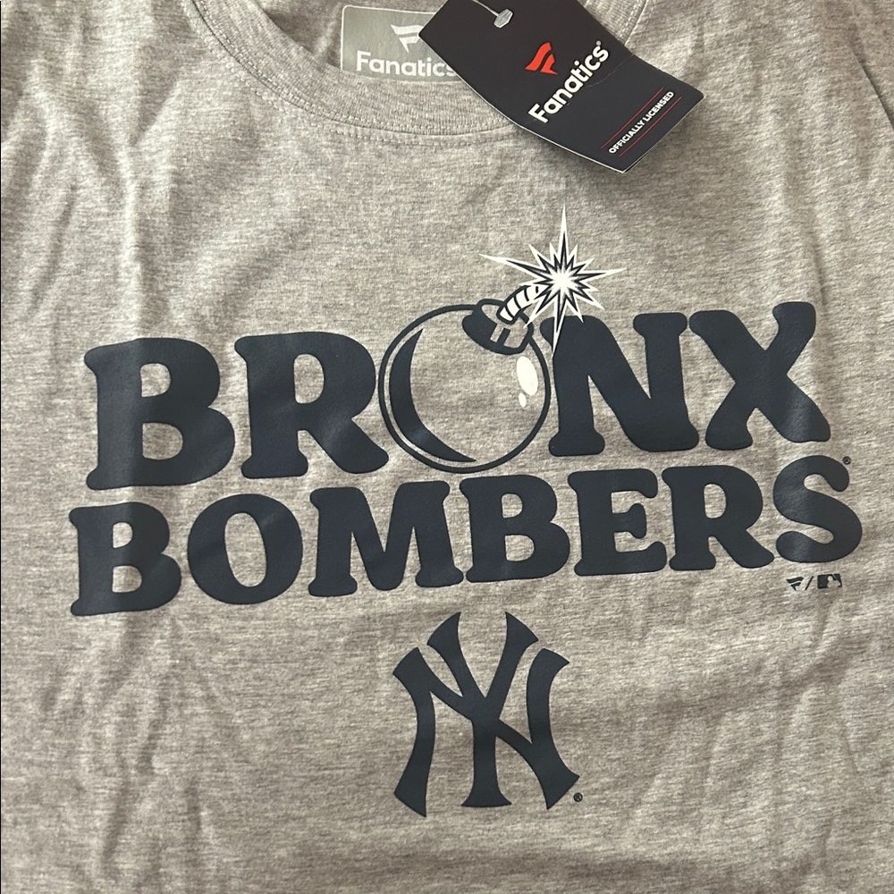NWT! Fanatics Gray Bronx Bombers Short Sleeve Tee - Picture 4 of 6